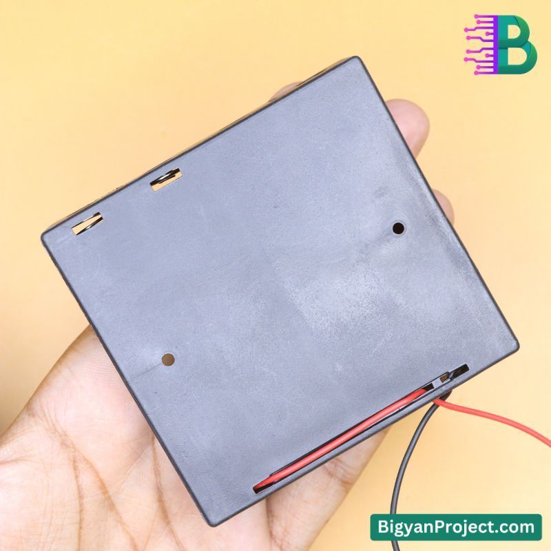 4 Slot 18650 Battery Holder - Science Project