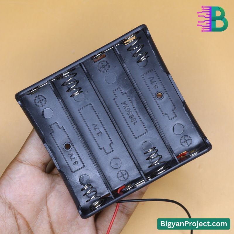 4 Slot 18650 Battery Holder - Science Project