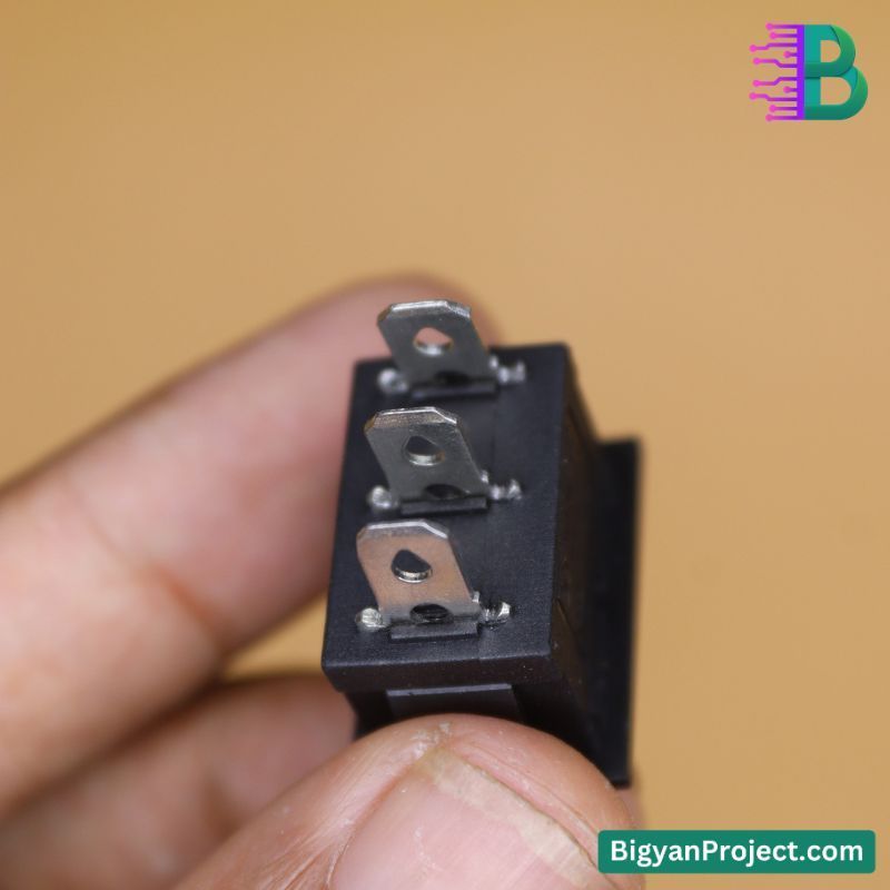3 Pin SPDT Rocker Switch On Off On AC 6A 250V