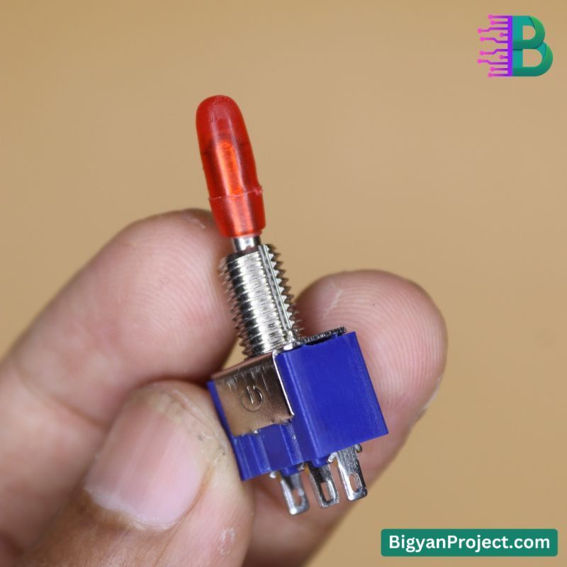 Mini Toggle Switch ON-OFF 3 Pin 6A 125V AC-DC