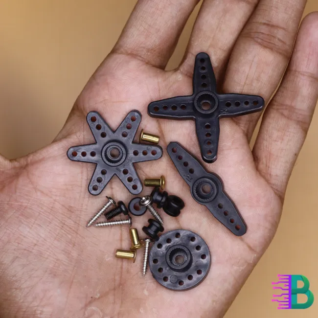 MG995 360 Degree Metal Gear Servo Motor for Robotics