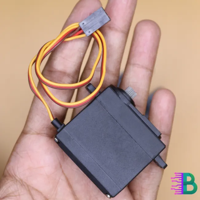 MG995 360 Degree Metal Gear Servo Motor for Robotics