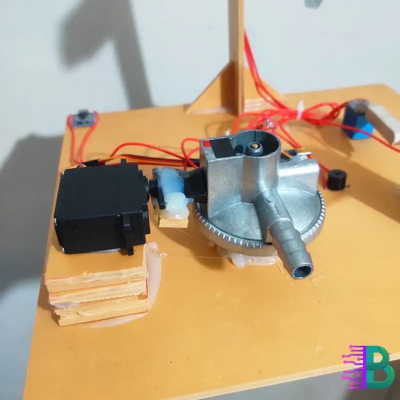 Buy Gas Leakage Detection & Auto Stop System Project with Arduino